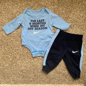 💰2/$25 3 months Nike Outfit